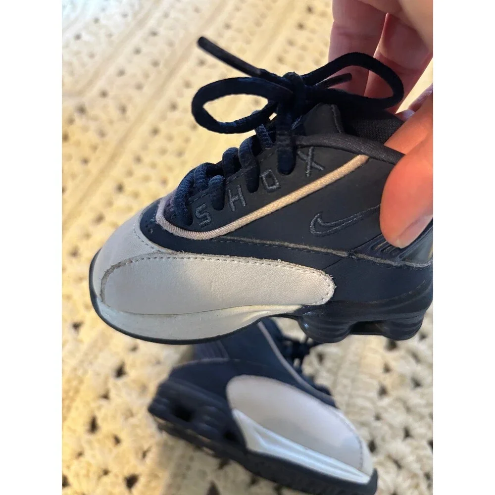 Nike shox baby shoes 3.5C athletic vintage y2k navy white